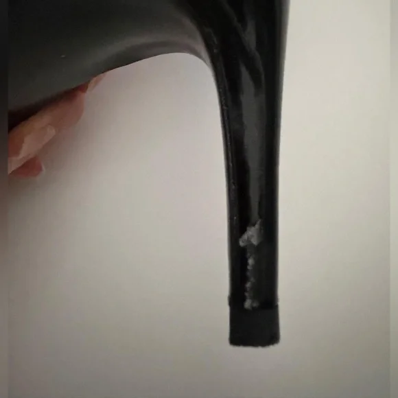 Louis Vuitton navy blue Heels Size 8 - Picture 12 of 12